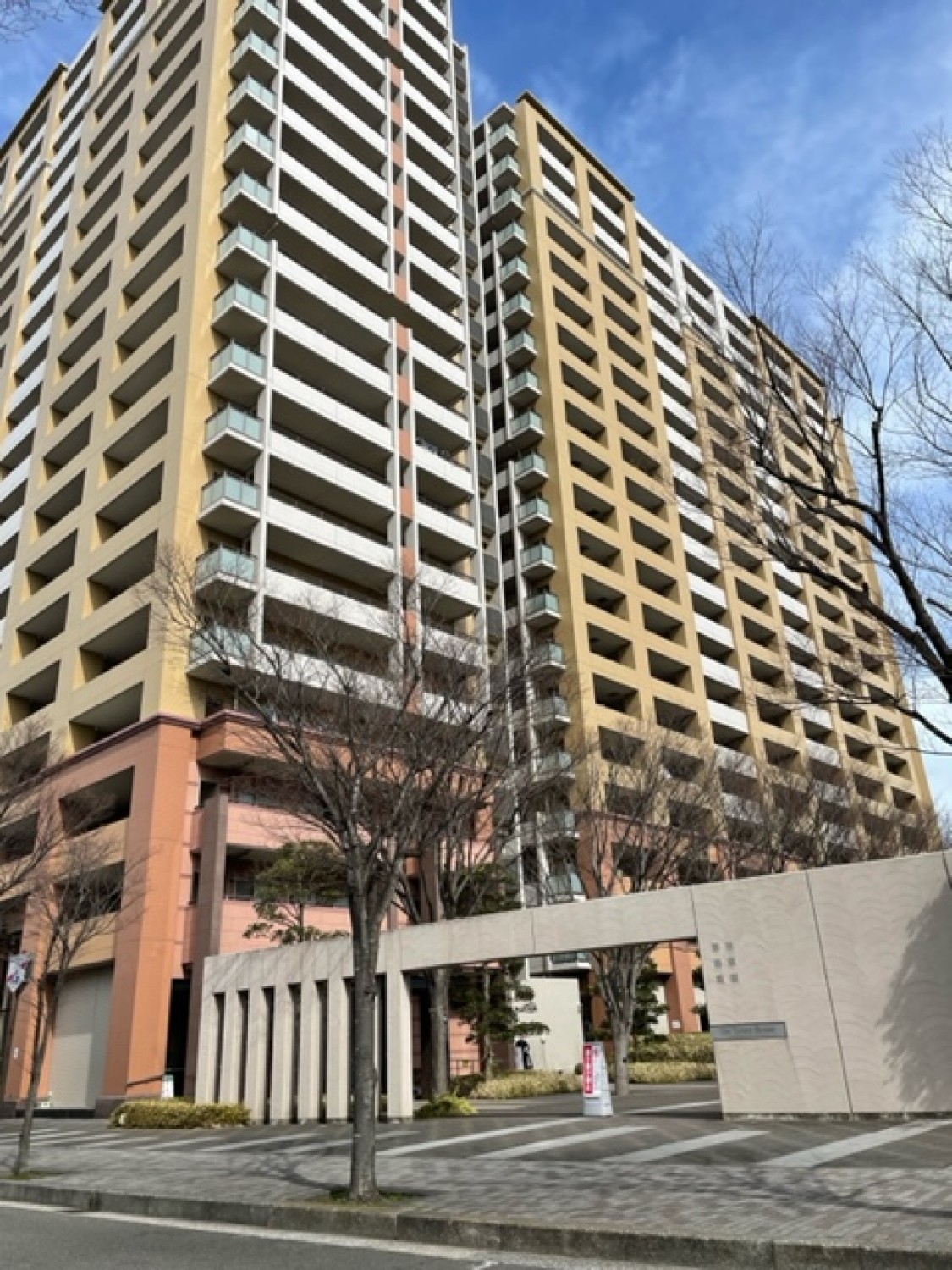 Apartments and Houses for RentOff Base Housing for military families